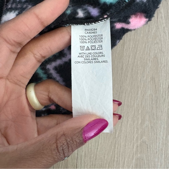 The Childrens Place Kids Girls Pullover Sweater 5 6 Fleece Black Pink Patterned - Picture 12 of 12